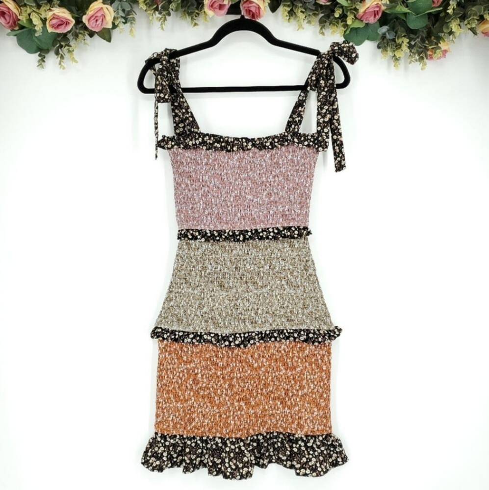 Storia Floral Smocked Tie Strap Dress Small